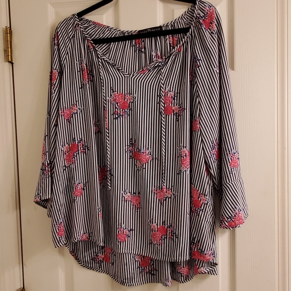 Fred & David sz 1x top bell 3/4 sleeves high low - Picture 1 of 4